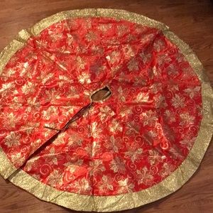 Christmas tree skirt